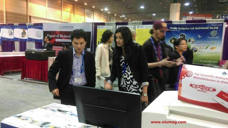 Pittcon-2015 参展第二天-记纽迈科技在线式核磁共振自动分拣系统